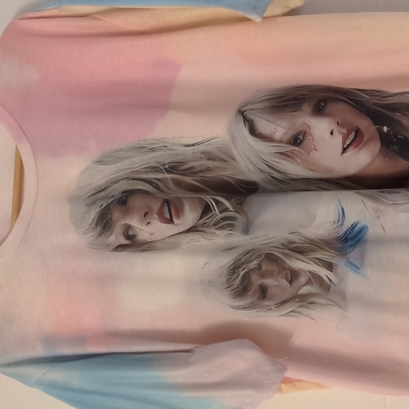 Taylor Swift Pink and Blue oversized Lover rainbow Short Sleeve Tee - Picture 2 of 8